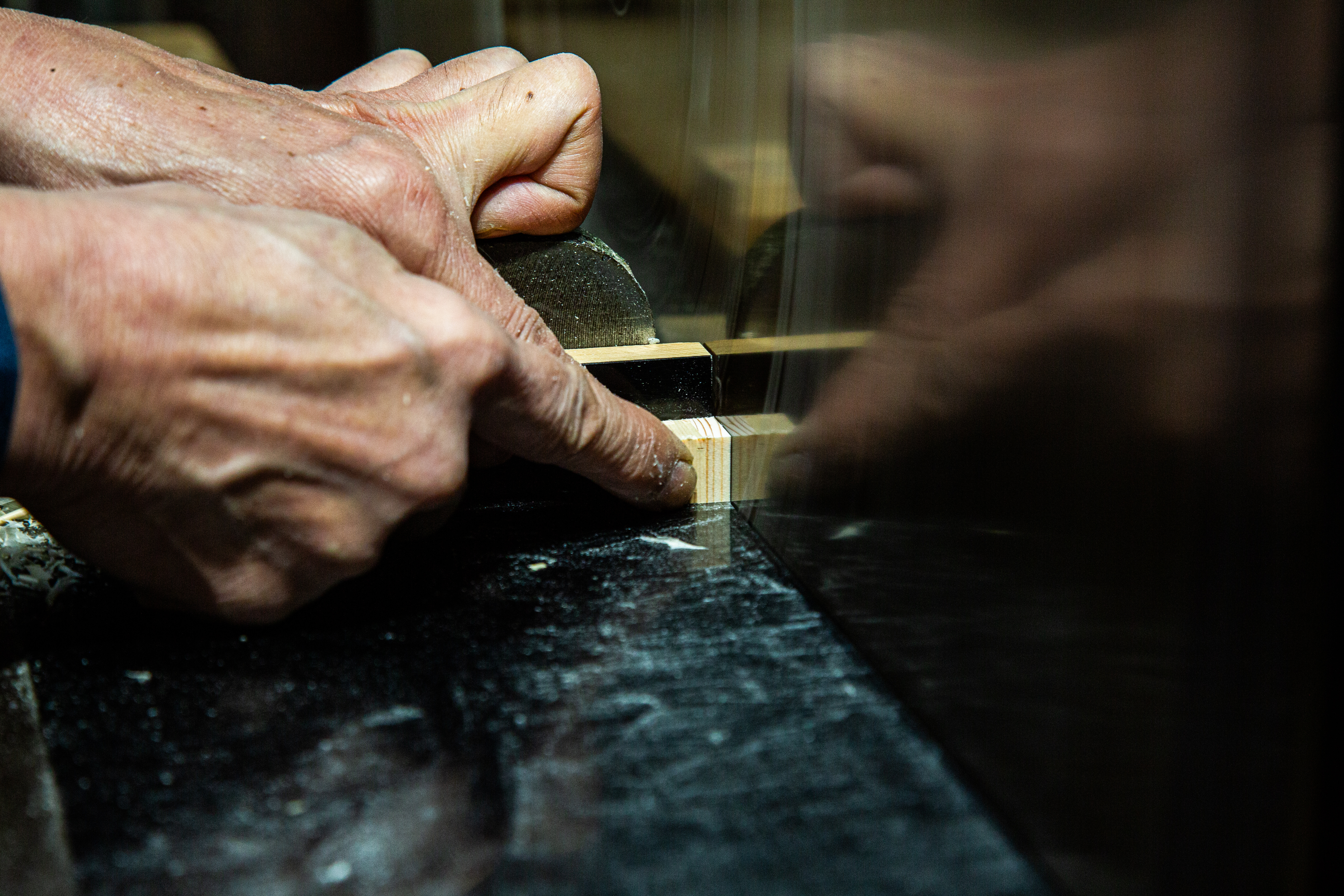 手仕上げの工程